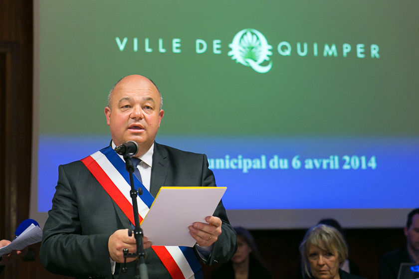 Ludovic Jolivet est élu maire de Quimper